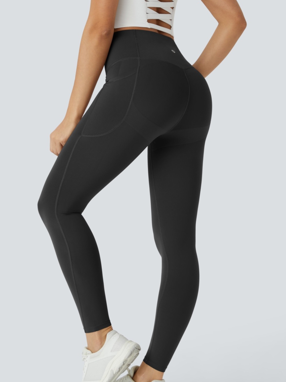 HALARA Black High-Rise Butt lifting Side Pocket Leggings 7/8 length